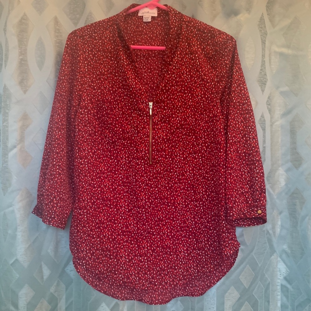 Jaclyn Smith v neck Large 3/4 zip top, 100% Polyester 19 inches armpit
